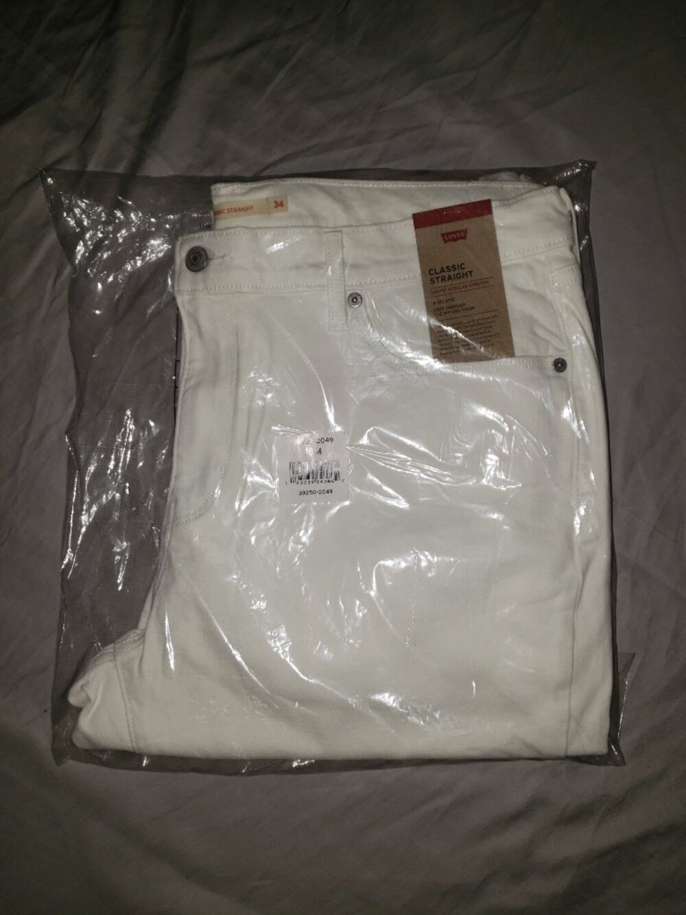 Levi's Classic Straight White Jeans Size 18M 39250-0049 NWT Plus Size